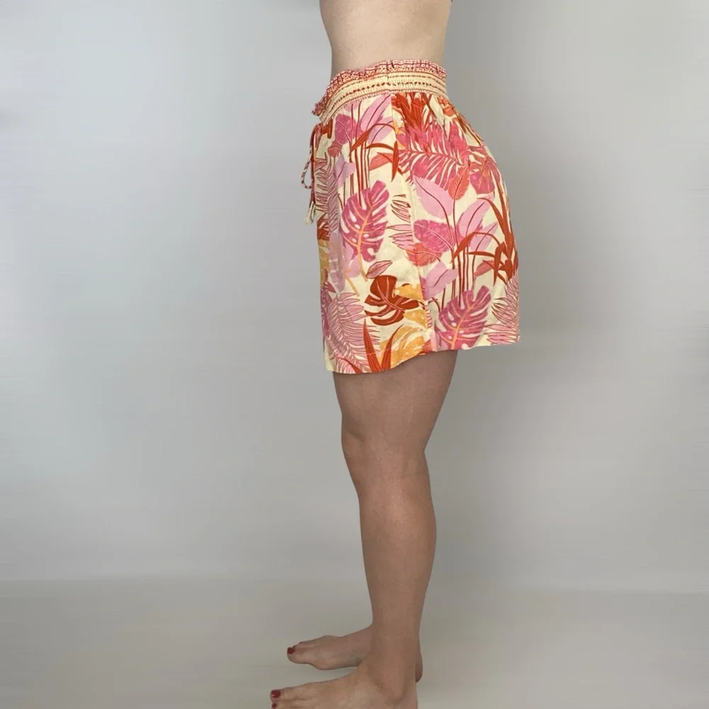 Haute Hippie size large